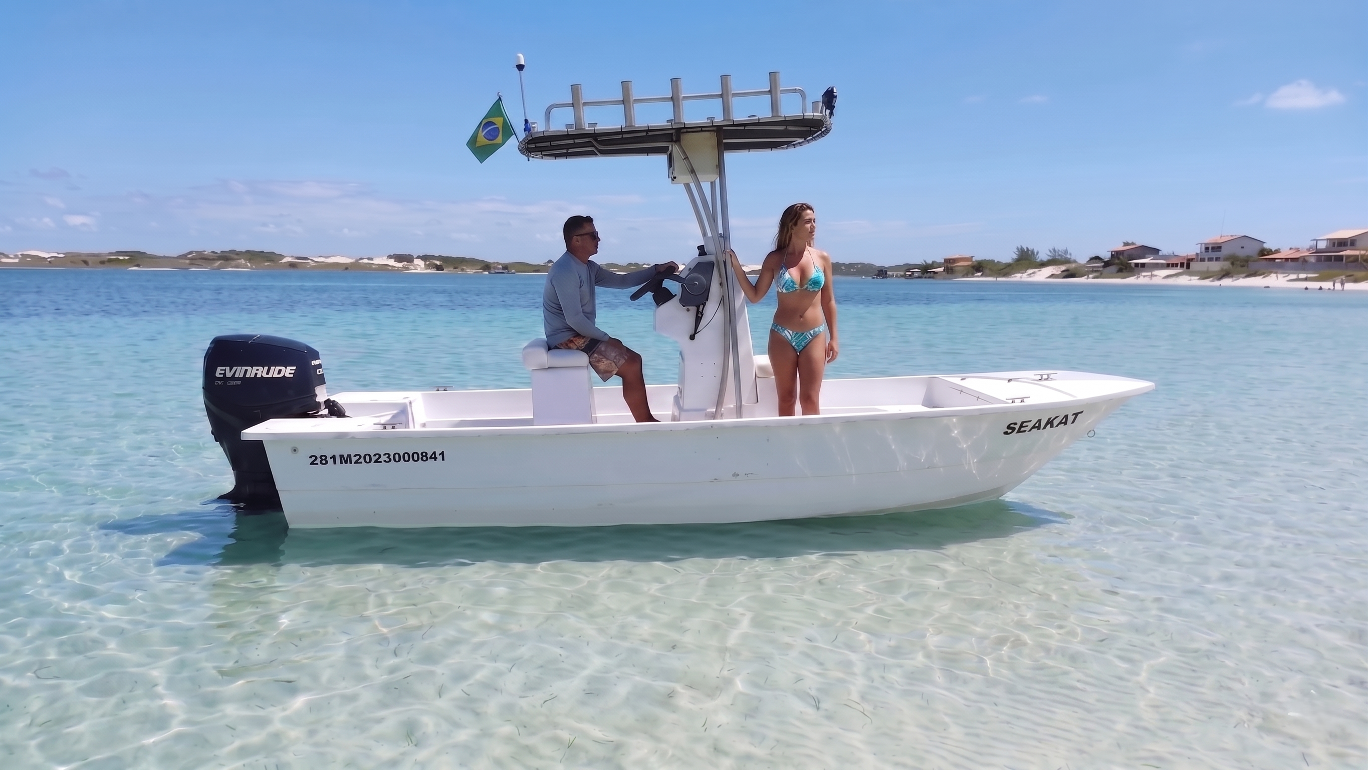 Catamarã nas águas de Araruama