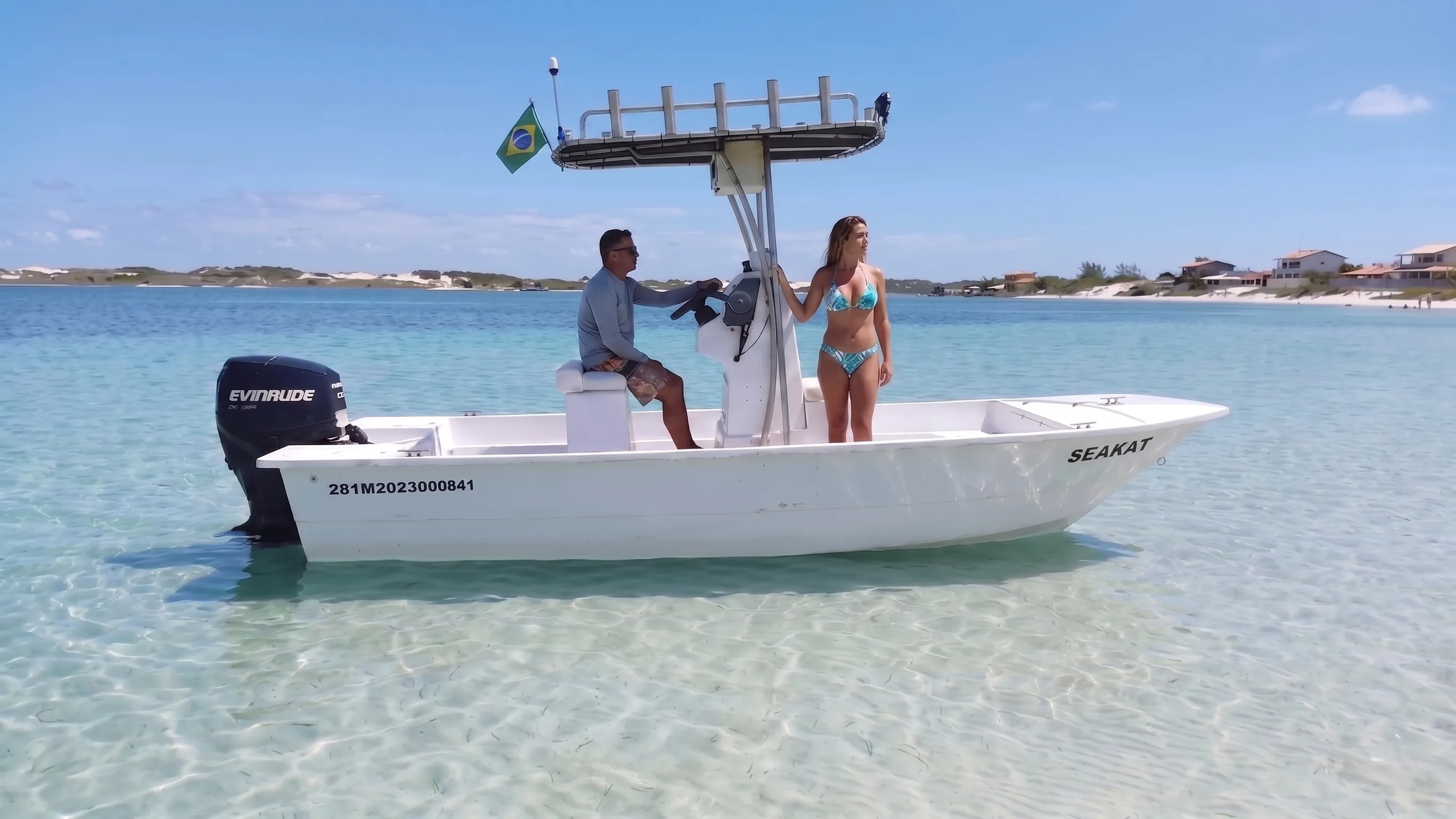 Catamarã nas águas de Araruama