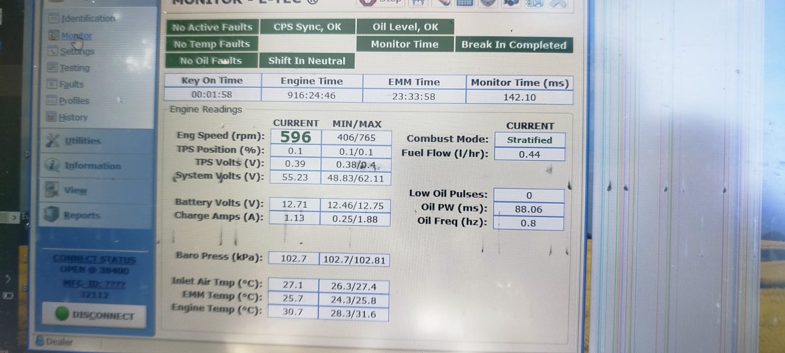 Scanner Evinrude E-TEC: Engine Time 916:24:46 | No Active Faults | No Temp Faults | No Oil Faults | Break In Completed